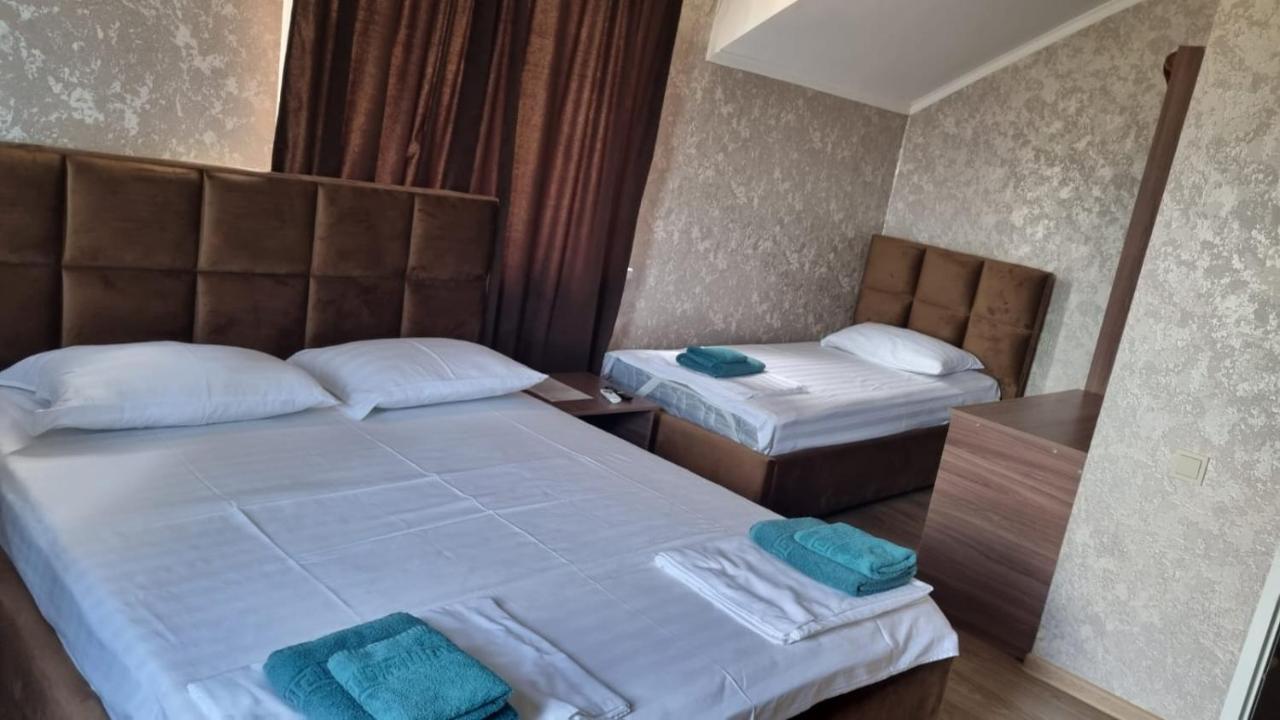 Ахра Hotel Gagra Eksteriør billede
