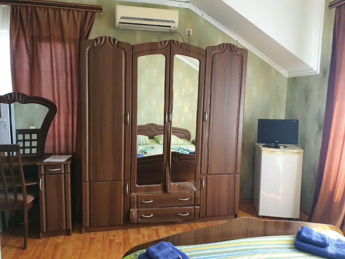 Ахра Hotel Gagra Eksteriør billede