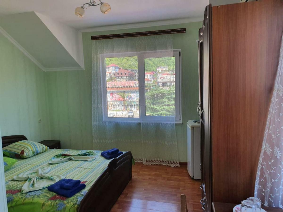 Ахра Hotel Gagra Eksteriør billede